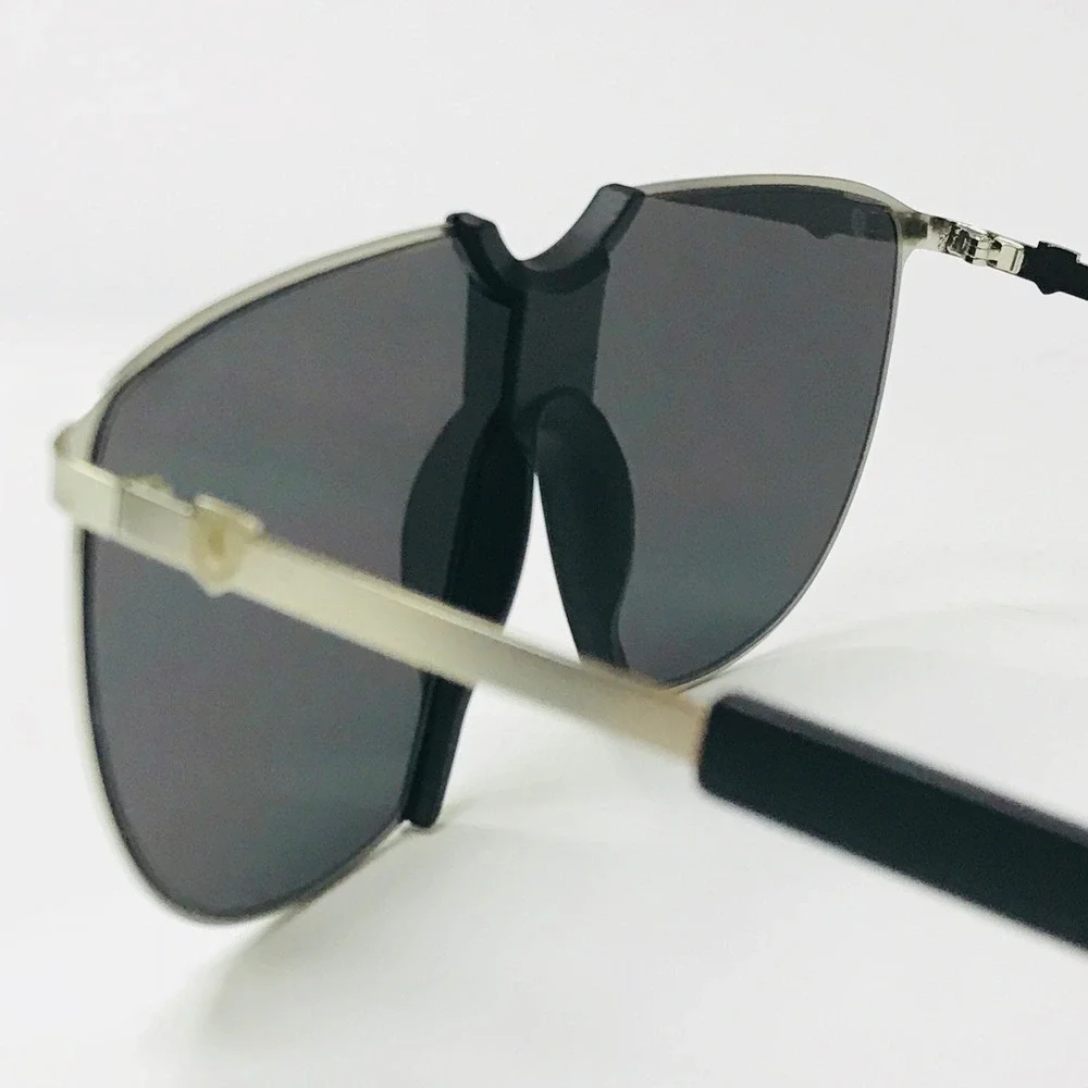 Shield Sunglasses Mirrored Lens Fashion Visor‎ Sunglasses for Men Black Frame